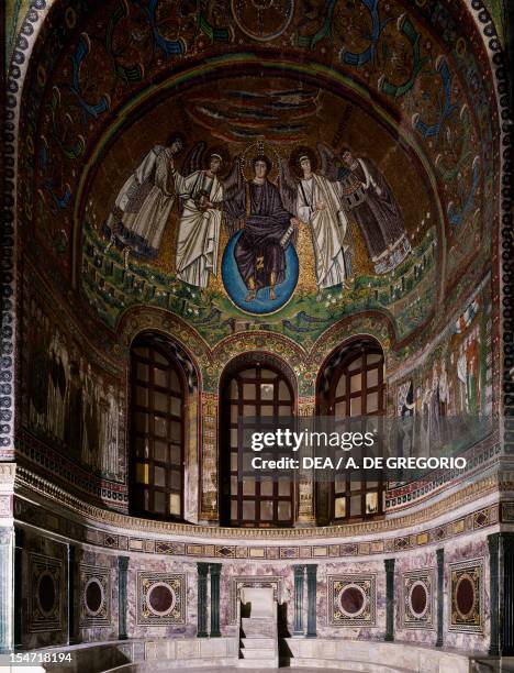 Apsidal basin with a mosaic depicting the Theophany with Christ as the Redeemer, San Vitale, Bishop Ecclesius and two archangels, geometric marble...