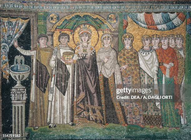 Theodora with her entourage, mosaic, south wall of the apse, Basilica of San Vitale , Ravenna, Emilia-Romagna. Italy, 6th century.