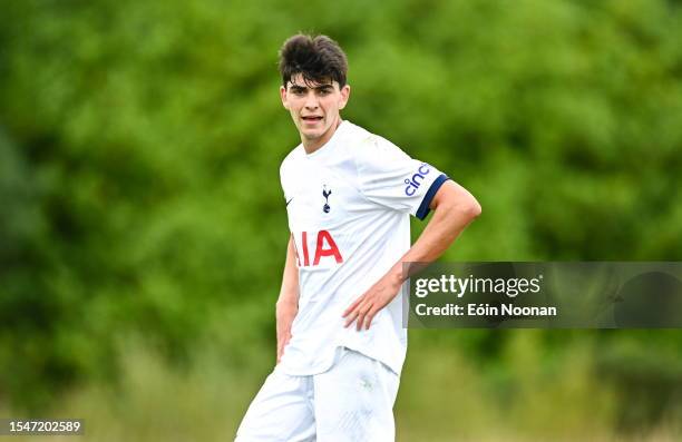 Irow 1,652 Tottenham U18 Photos & High Res Pictures - Getty Images