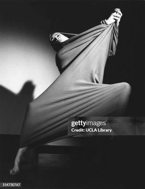 American dancer and choreographer Martha Graham performs 'Lamentation,' 1935.