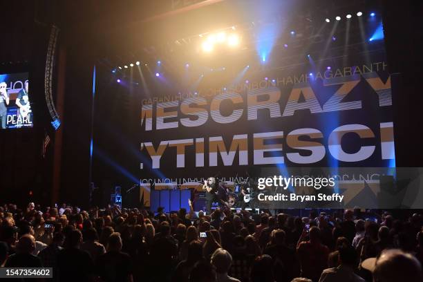 Bassist Michael Anthony, singer/guitarist Sammy Hagar, drummer Jason Bonham and guitarist Vic Johnson of Sammy Hagar and The Circle perform at The...