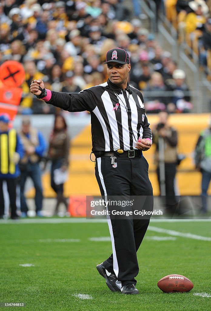 Philadelphia Eagles  v Pittsburgh Steelers