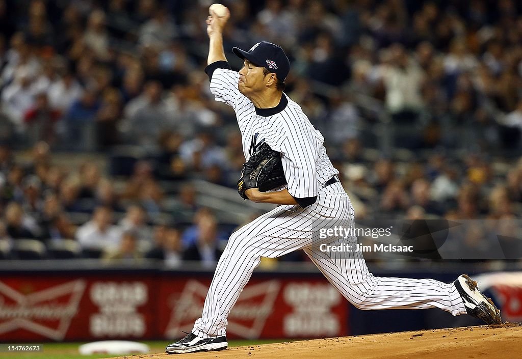 Baltimore Orioles v New York Yankees - Game Three