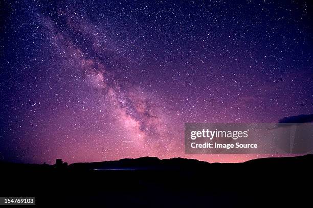 starry sky at night, mono lake, california, usa - purple sky fotografías e imágenes de stock