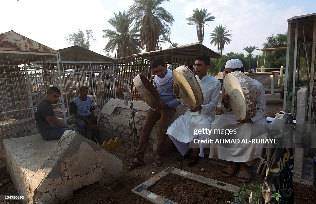 Muslims In Iraq Iraqi Sunni Muslims perform religious rituals at the al-Ghazali... News ...