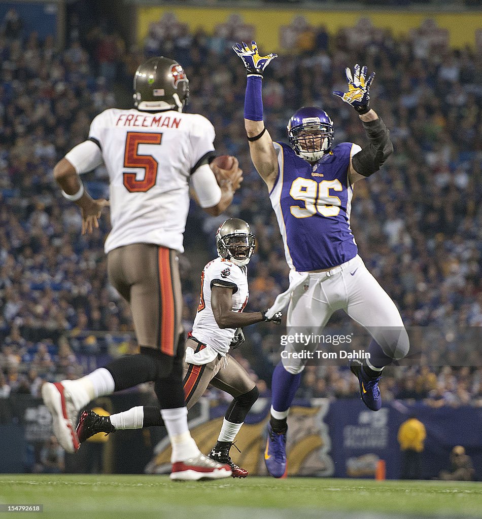 Tampa Bay Buccaneers v Minnesota Vikings