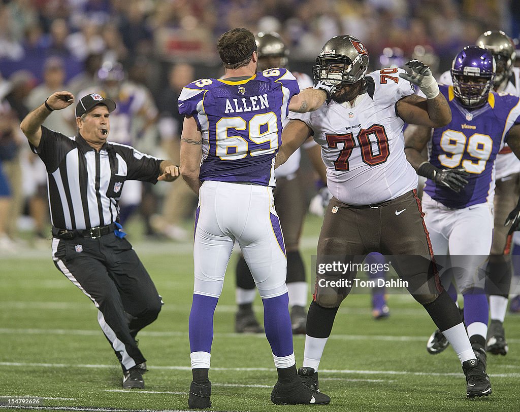 Tampa Bay Buccaneers v Minnesota Vikings