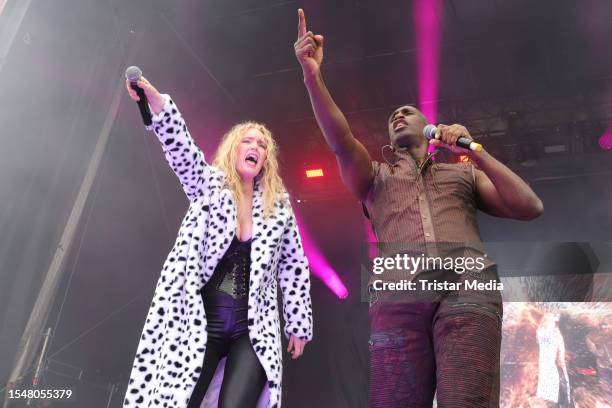 E Roti C E Rotic Photos and Premium High Res Pictures - Getty Images