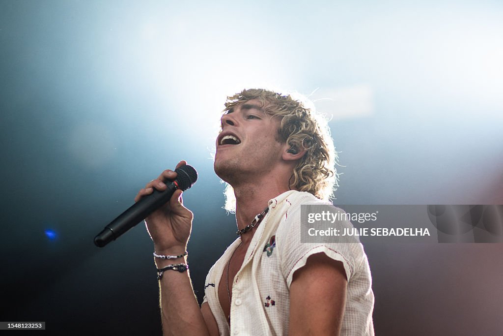 Driving Lessons Singer US actor and lead singer of The Driver Era music duo, Ross Lynch ...