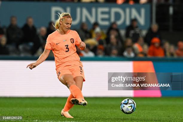 Netherlands' defender Stefanie van der Gragt controls the ball during the Australia and New Zealand 2023 Women's World Cup Group E football match...