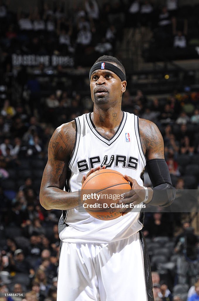 Washington Wizards v San Antonio Spurs