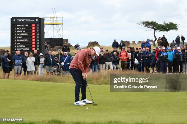 Robert MacIntyre of Scotland putts on the 16th green during Day Four of the Genesis Scottish Open at The Renaissance Club on July 16, 2023 in United...