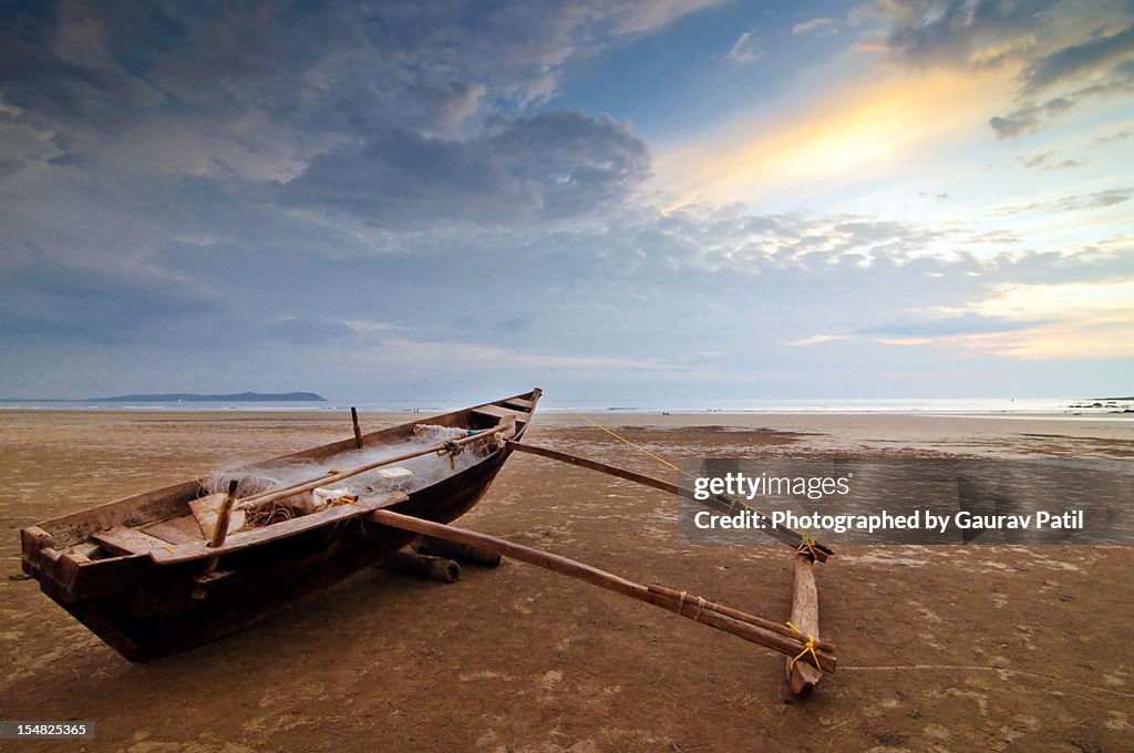 Boat waiting at shore