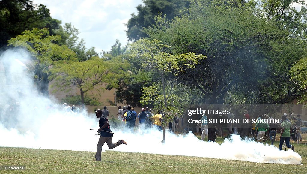 SAFRICA-MINING-LABOUR-UNION-STRIKE-UNREST