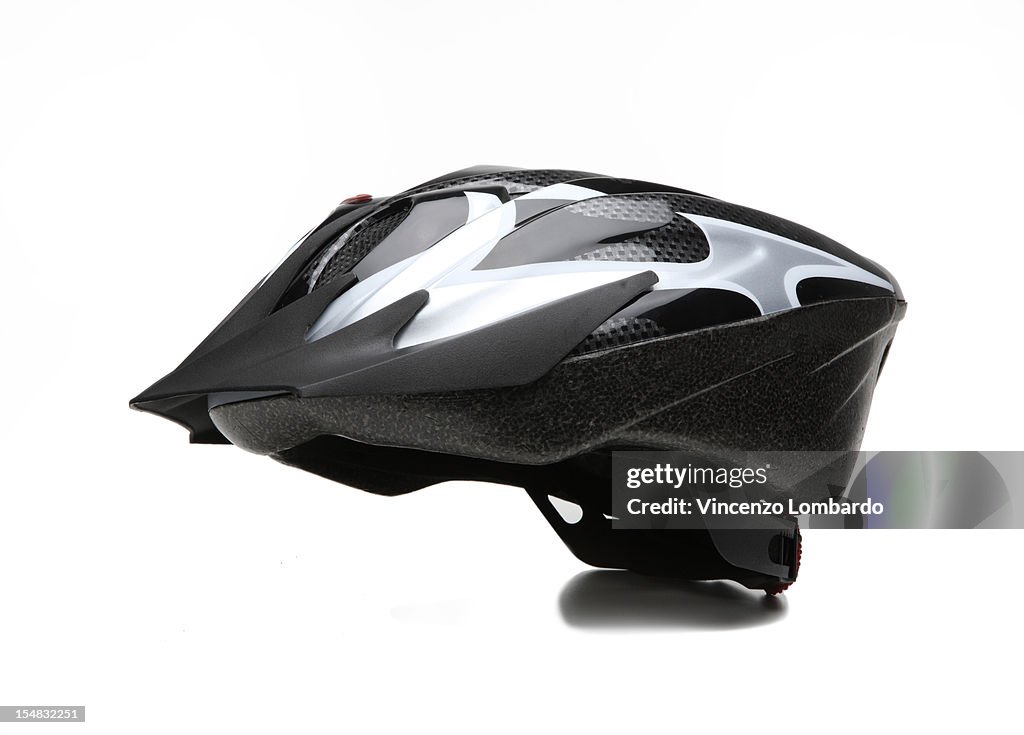 Bicycle helmet