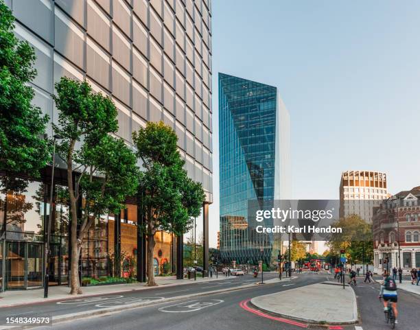 5,162 The Highway (London) Stock Photos, High-Res Pictures, and Images ...