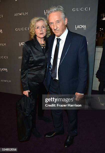 Artist/honoree Ed Ruscha and Danna Ruscha arrive at LACMA 2012 Art + Film Gala Honoring Ed Ruscha and Stanley Kubrick presented by Gucci at LACMA on...