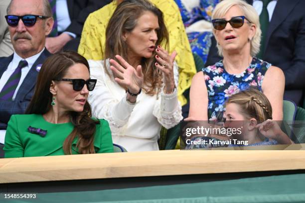 Stan Smith, Catherine, Princess of Wales, Annabel Croft, Princess Charlotte of Wales and Chris Evert watch Carlos Alcaraz vs Novak Djokovic in the...