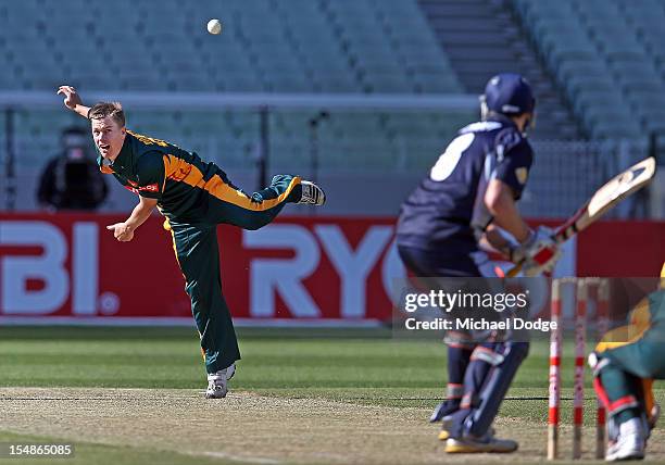 Xavier Doherty of the Tigers bowls during the Ryobi One Day Cup match between Victorian Bushrangers and the Tasmanian Tigers at Melbourne Cricket...