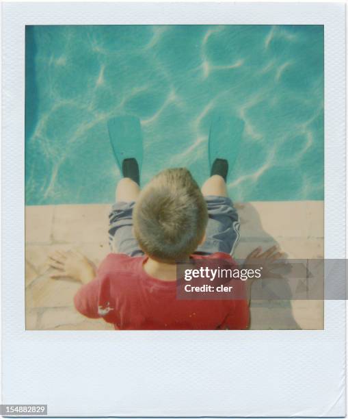 swimming with flippers - transferência de impressão instantânea imagens e fotografias de stock