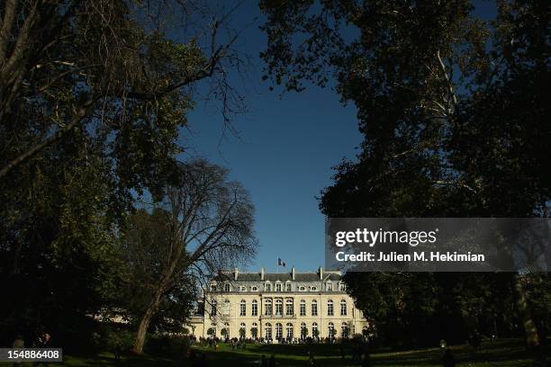 General view of the 18th-century Elysee Palace gardens on October 28, 2012 in Paris, France. Hundreds of Parisians and tourists took the opportunity...