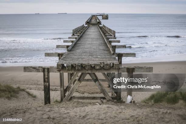 steetley beach, north easrt coast in england - teesside northeast england stock pictures, royalty-free photos & images