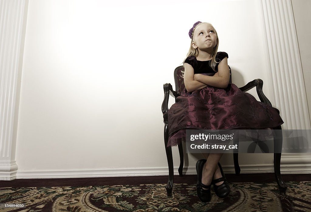 Defiant jovem em Vestido de Festa
