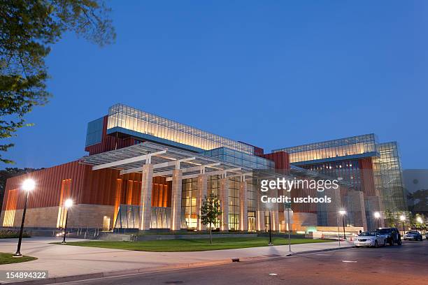 business school at the university of michigan in ann arbor - michigan stock pictures, royalty-free photos & images