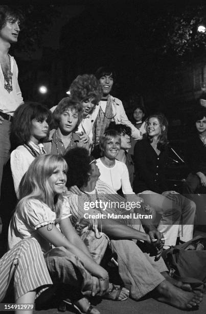 August 1969, Annie FARGUE, producer of the musical 'Hair' with comedians, after the representation, the Theatre de la Porte Saint-Martin, Sitting...