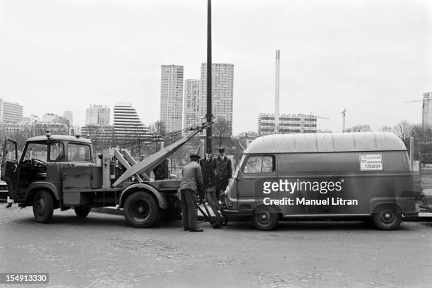 On February 22, 1973 in France, near Saint-Ouen, the Renault van Estafette used to transport the remains of Marshal Petain from the Ile d'Yeu, on his...