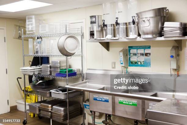 commercial kitchen dish washing - sink stock pictures, royalty-free photos & images