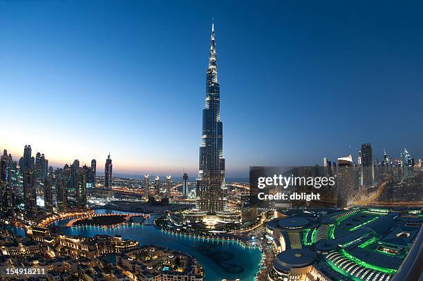 cidade de dubai, burj khalifa - aerial view photos - fotografias e filmes do acervo