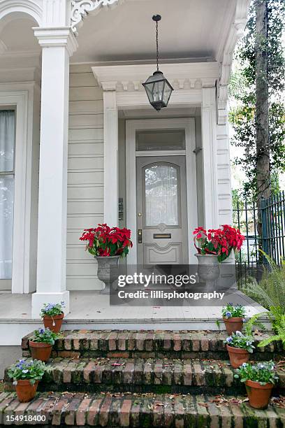 old southern mansion in new orleans - new orleans houses stock pictures, royalty-free photos & images