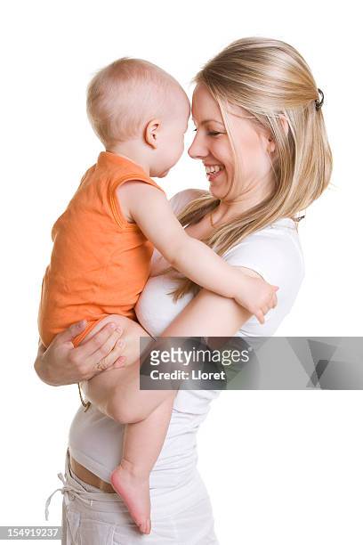madre e bambino che si diverte - baby white background foto e immagini stock