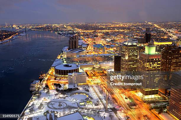 night view of detroit, michigan usa - detroit bildbanksfoton och bilder