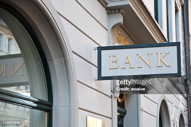 bank sign - bank building stockfoto's en -beelden