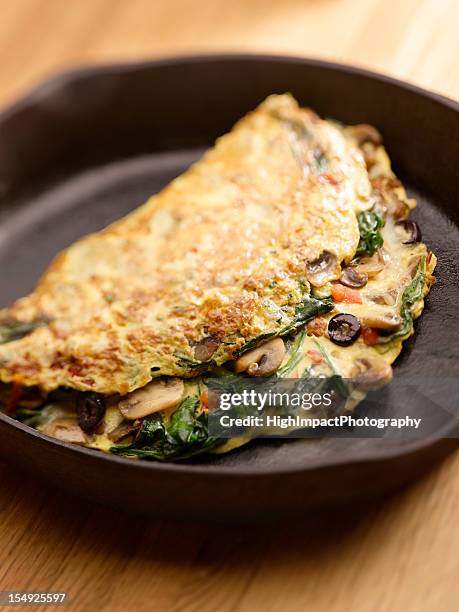 omelet - champignon stockfoto's en -beelden