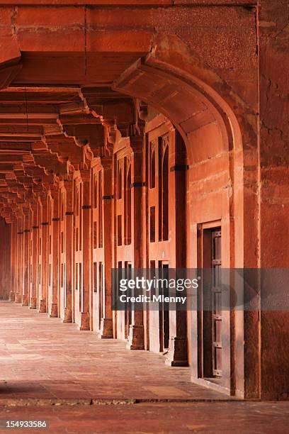fatehpur sikri walkway architectural detail - uttar pradesh stockfoto's en -beelden