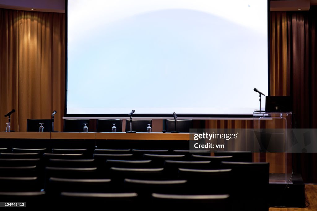 Microfones em branco Sala de Aula de Universidade