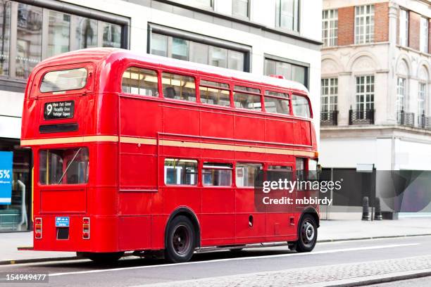 Bus Anglais Photos Et Images De Collection Getty Images bus-anglais-photos-et-images-de-collection-getty-images