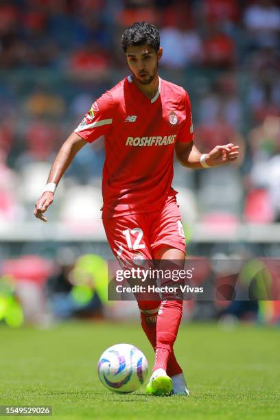 Mauricio Isais of Toluca runs with the ball during the 3rd round match between Toluca and FC Juarez as part of the Torneo Apertura 2023 Liga MX at...