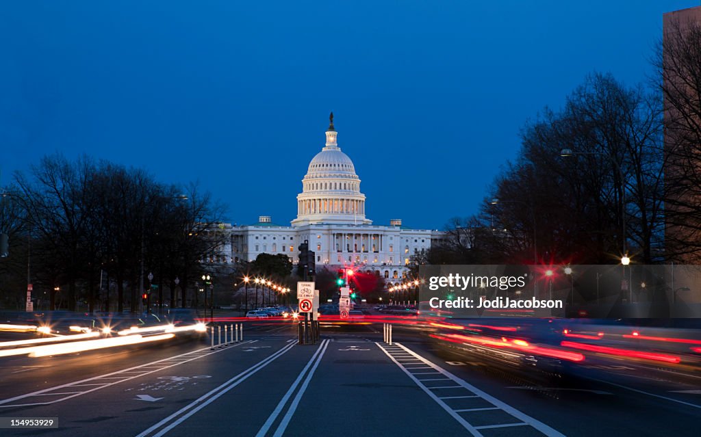 Capitolio de Estados Unidos, en la noche