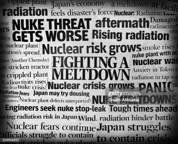 japan-erdbeben nuke meltdown überschrift collage - radioaktive verseuchung stock-fotos und bilder