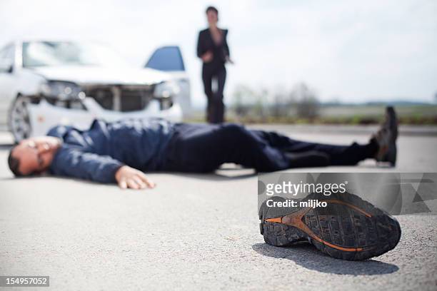 道路交通事故 - of dead people in car accidents ストックフォトと画像