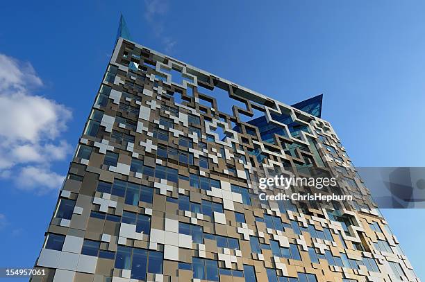 the cube, birmingham - birmingham england stockfoto's en -beelden