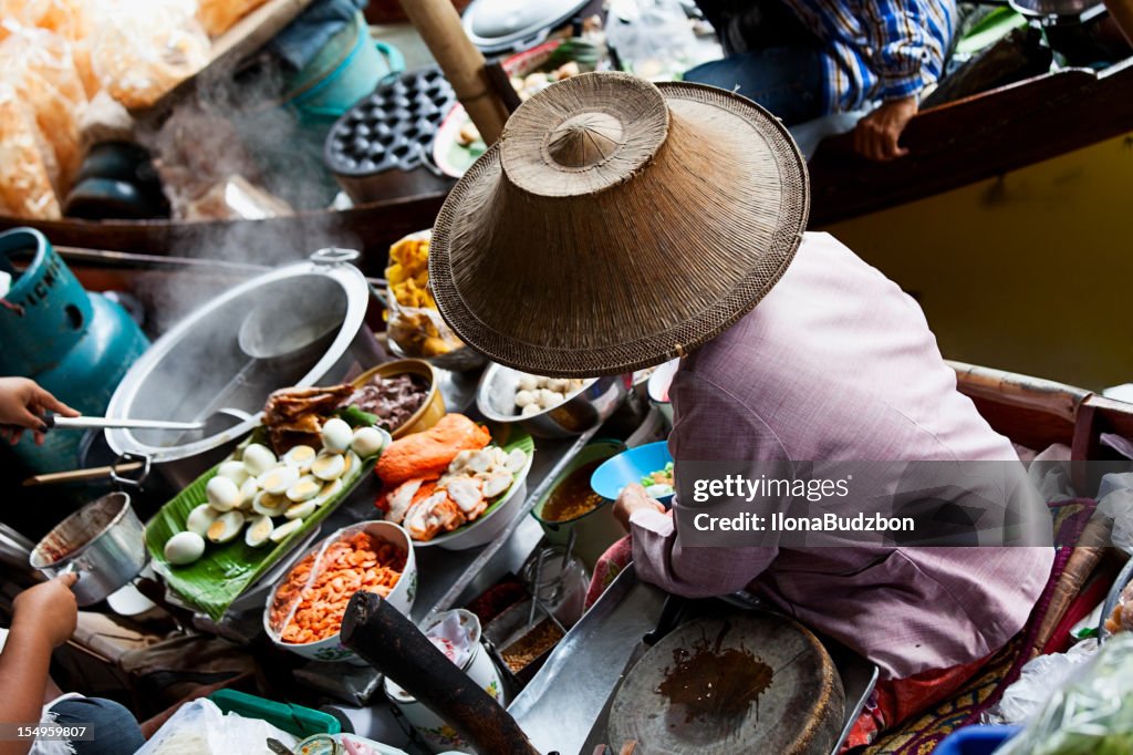 Mercato galleggiante di Bangkok, Tailandia