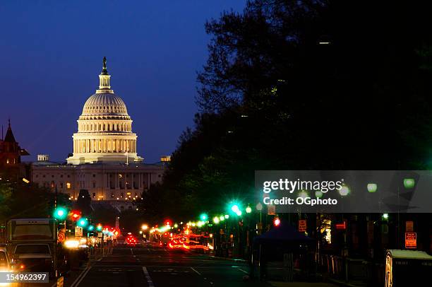 street lights and us capitol building - ogphoto stock pictures, royalty-free photos & images