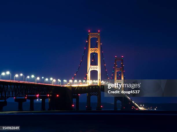 マキナック橋 - mackinac bridge ストックフォトと画像