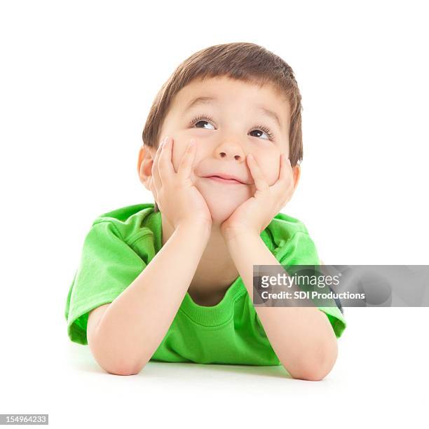 curioso piccolo bambino guardando su bianco backround - 2 3 anni foto e immagini stock