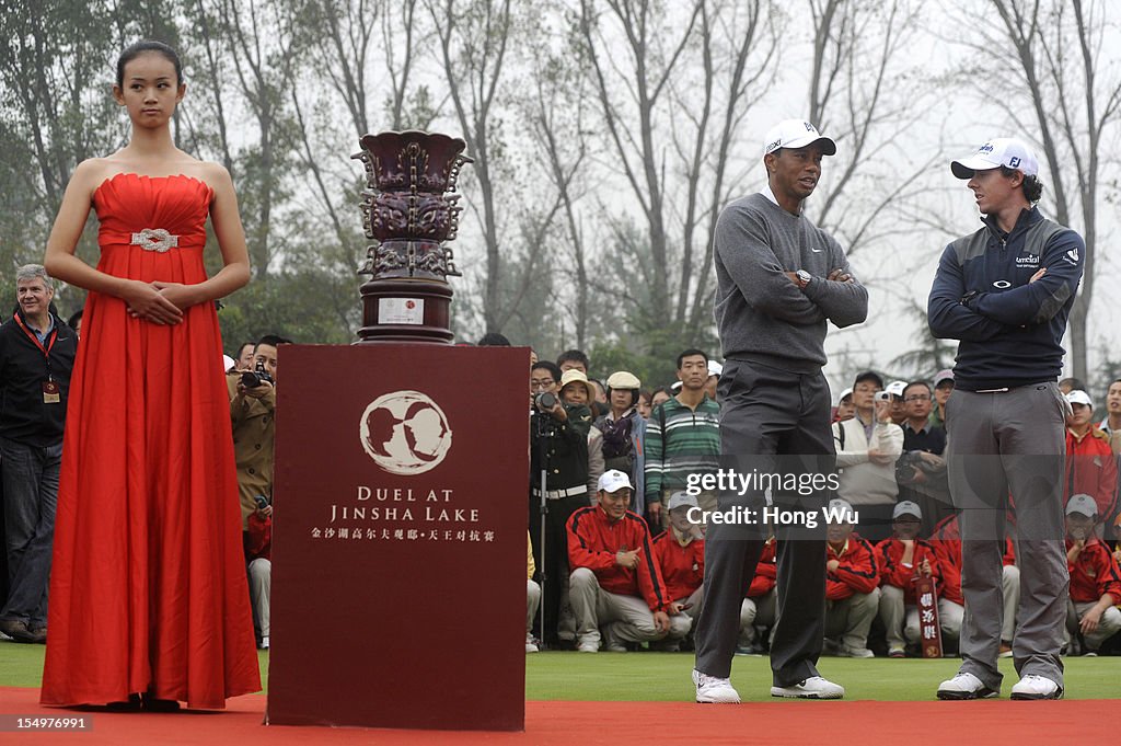 Woods And McIlroy Stages Duel In China